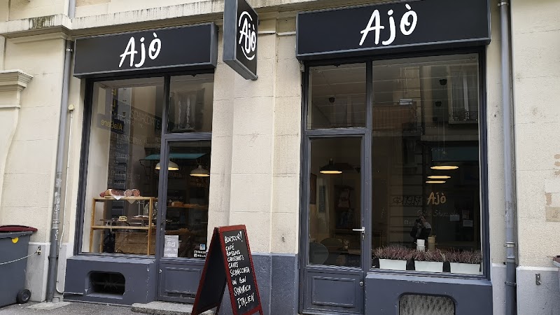 Ajò Café – Café Restaurant in Lausanne