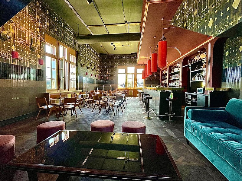 Amber Bar – Bar Restaurant in Basel