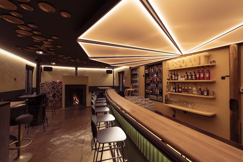 August Bar – Bar Restaurant in St. Gallen