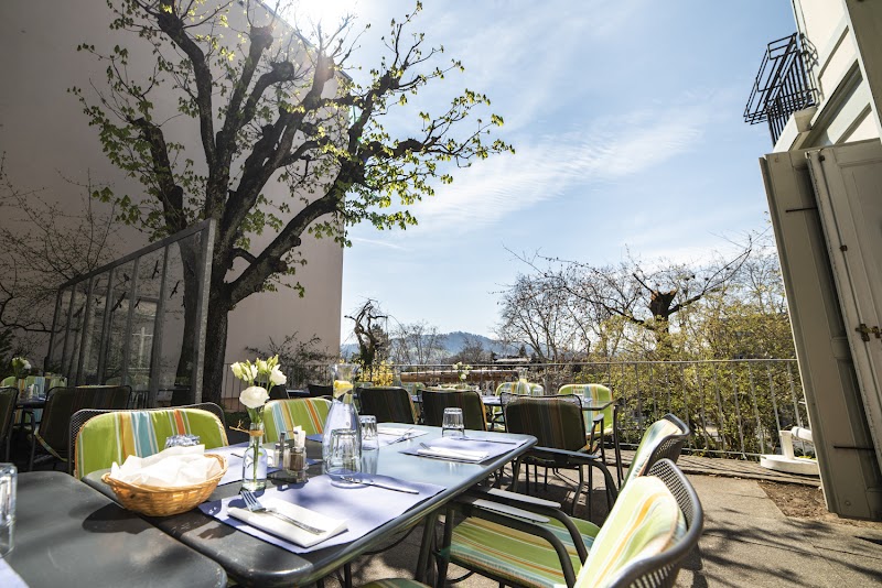 Azzurro Blaues Kreuz BE-SO-FR – Restaurant in Bern