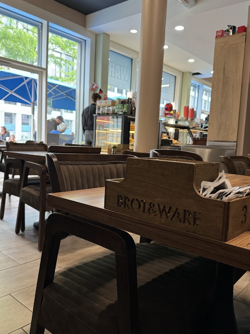 Brot&Ware GmbH – Lebensmittelhändler Restaurant in Winterthur