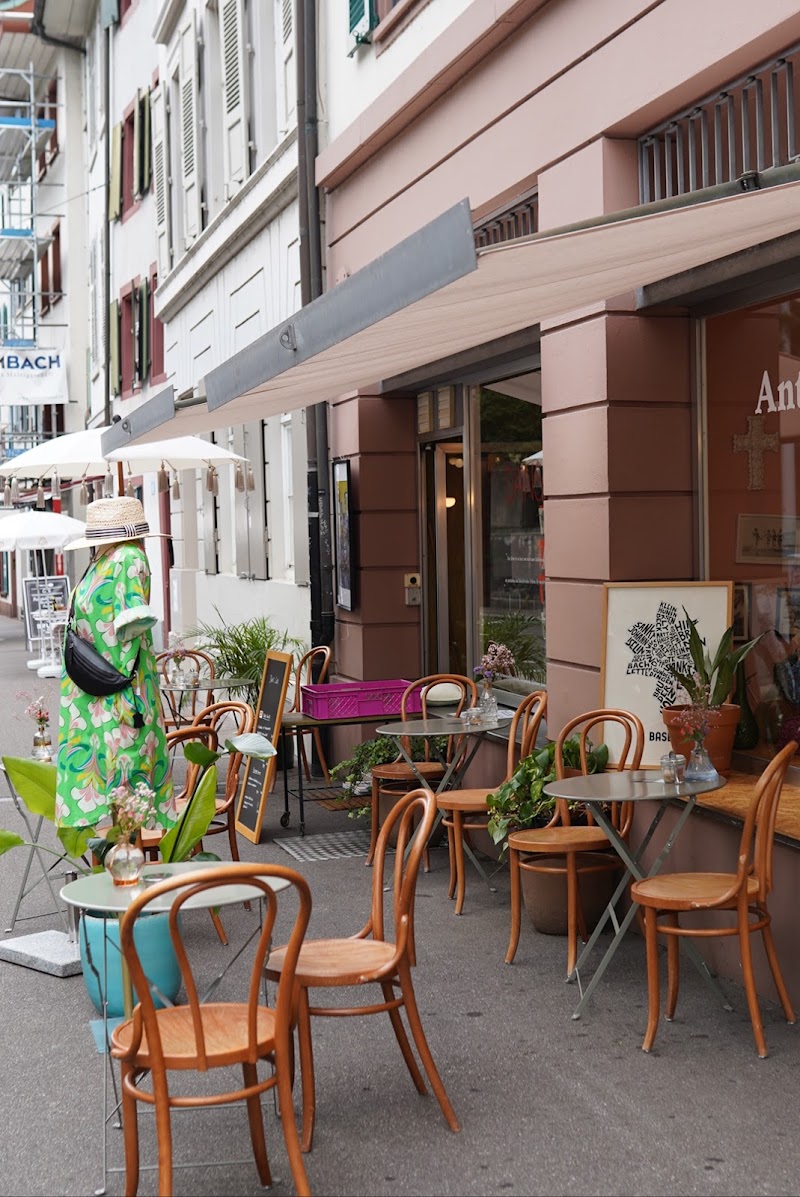 Dan‘s LAB Coffee – Café Restaurant in Basel