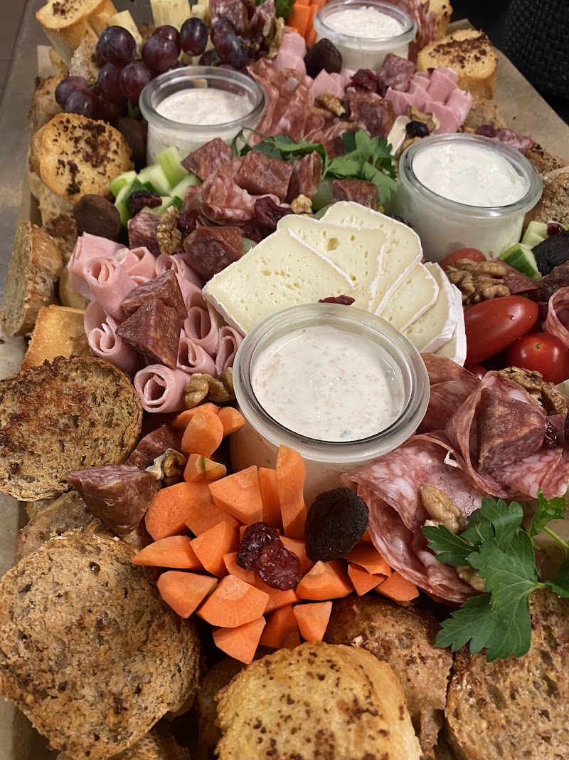 Eisbahn Sport Pub – Bar Restaurant in Kandersteg