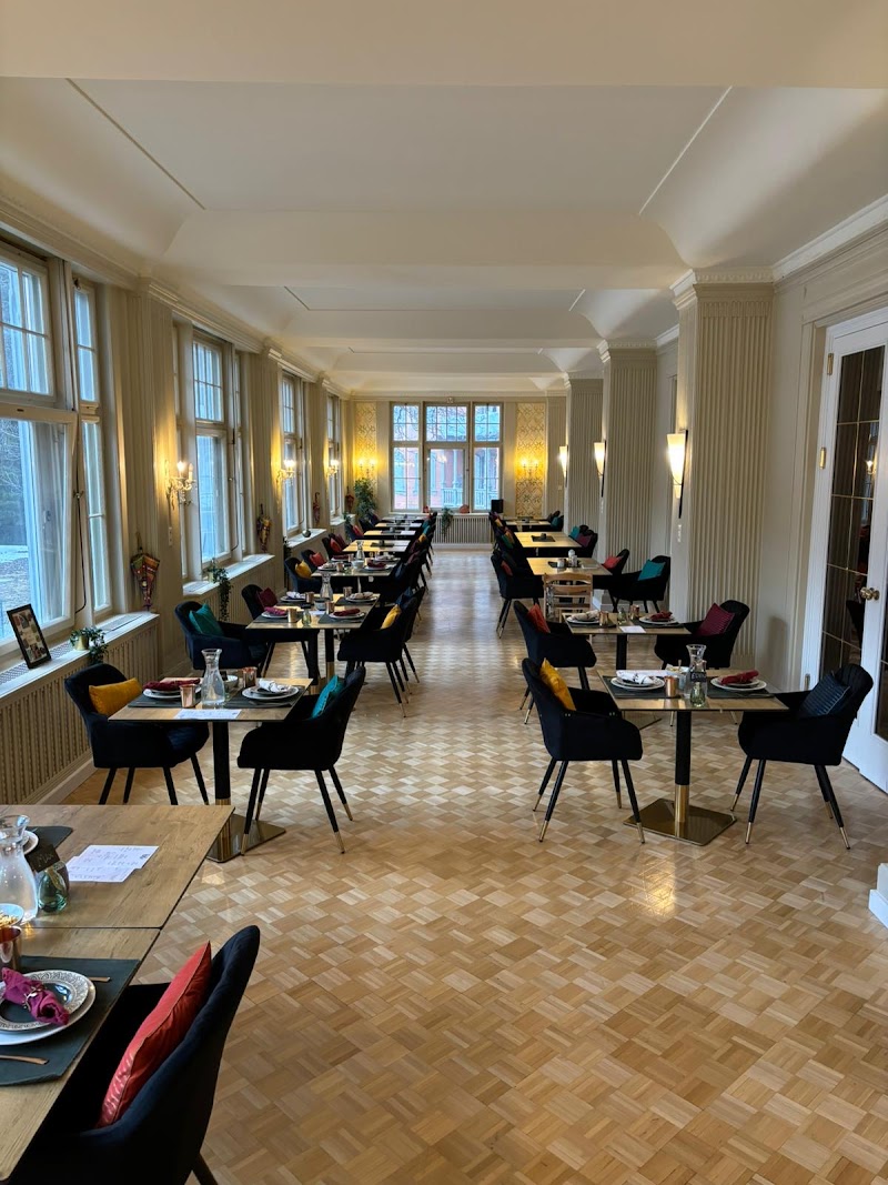 NIMAYA – Indisch Restaurant in Scuol